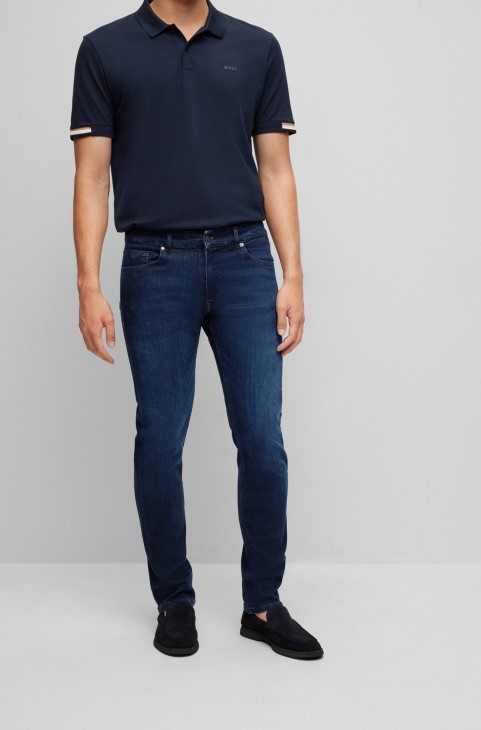 κανονική εφαρμογή τζιν σε σκούρο-μπλε Super-stretch τζιν σκούρο μπλε Hugo Boss