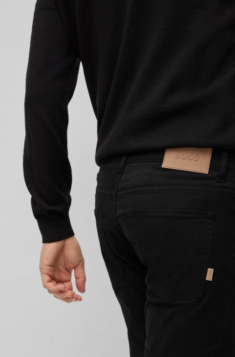 Μαύρο τζιν Slim-fit Hugo Boss σε βουρτσισμένο ελαστικό τζιν
