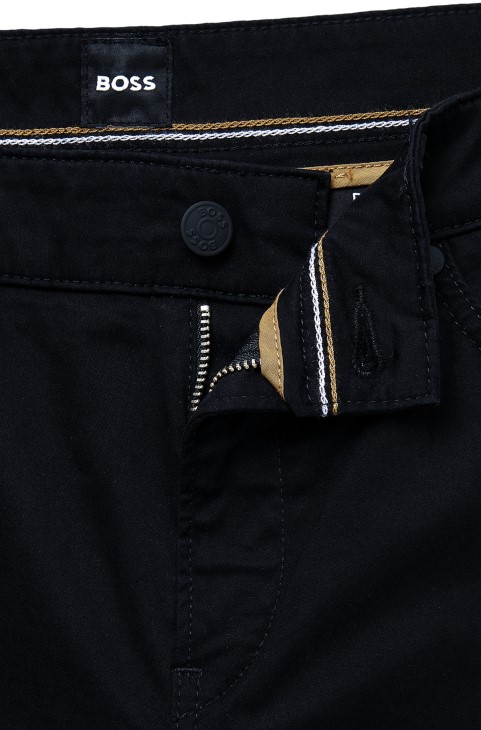 Μαύρο τζιν Slim-fit Hugo Boss σε βουρτσισμένο ελαστικό τζιν
