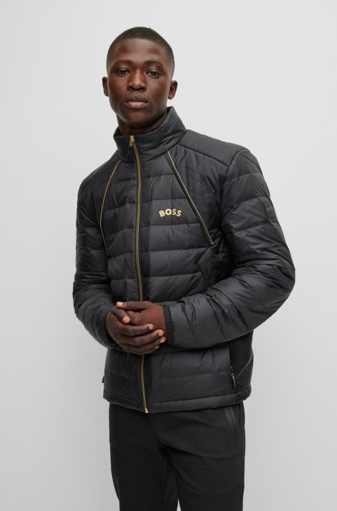 Hugo Boss αδιάβροχο πουπουλένιο τζάκετ με τρίγωνο κέντημα μαύρο