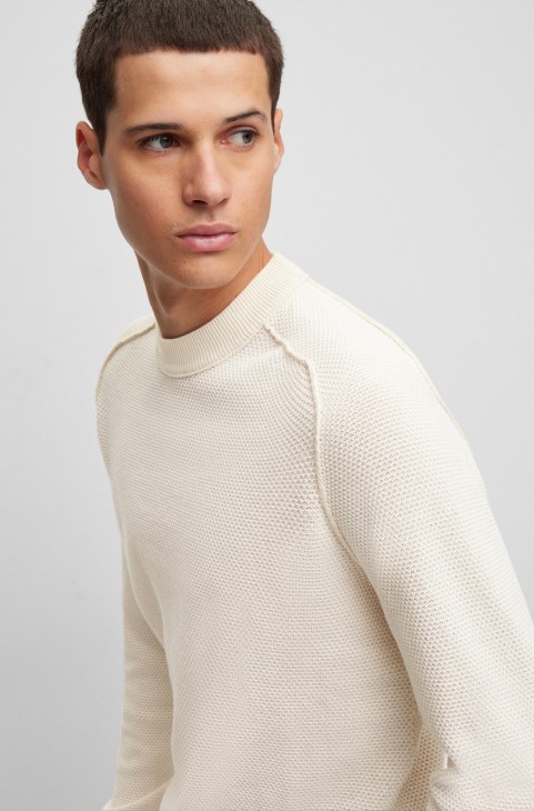 πουλόβερ με λαιμόκοψη από βαμβάκι και καπόκ λευκό Hugo Boss
