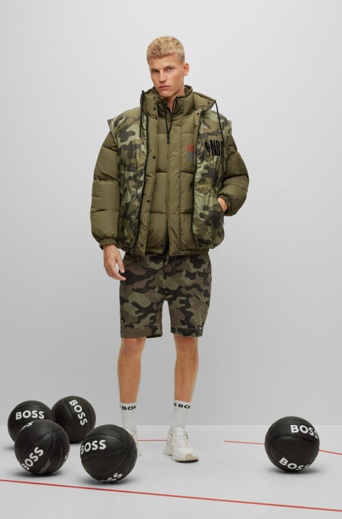 Boss & Nba αναστρέψιμο Puffer Jacket σε μεγάλη εφαρμογή
