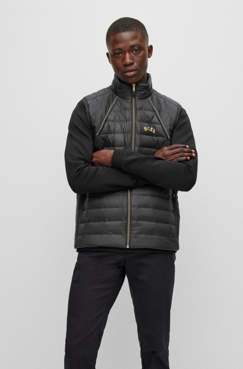 μαύρο υδατοαπωθητικό πουπουλένιο γιλέκο με τρίγωνο κέντημα Hugo Boss