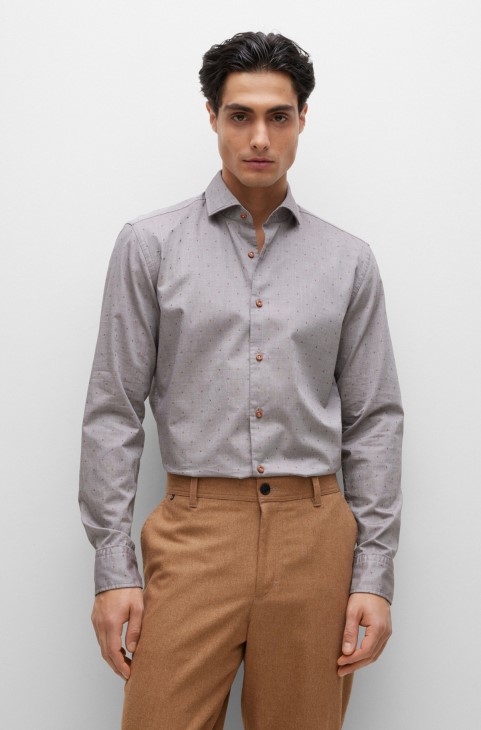 καφέ πουκάμισο Hugo Boss Casual-fit σε πλυμένο βαμβακερό φίλ-κουπέ