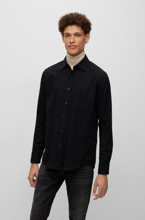 μαύρο πουκάμισο Hugo Boss με κανονική εφαρμογή σε φανέλα από οργανικό βαμβάκι