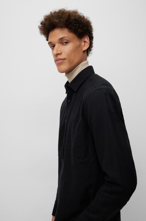 μαύρο πουκάμισο Hugo Boss με κανονική εφαρμογή σε φανέλα από οργανικό βαμβάκι
