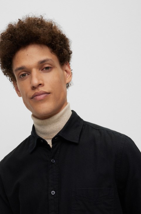 μαύρο πουκάμισο Hugo Boss με κανονική εφαρμογή σε φανέλα από οργανικό βαμβάκι
