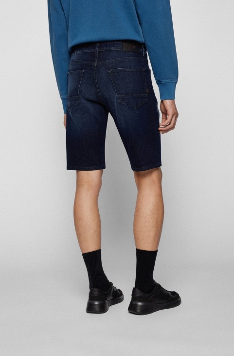 Σκούρο μπλε Hugo Boss σορτς με κανονική εφαρμογή σε μπλε Super-stretch τζιν
