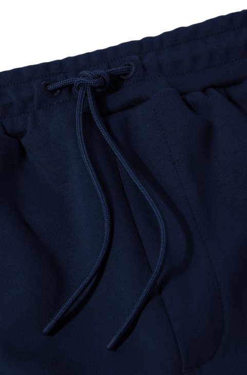 Σκούρο μπλε βαμβακερό παντελόνι με κυρτό λογότυπο Hugo Boss
