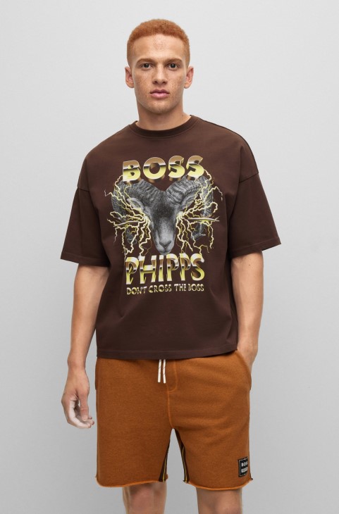 μπλουζάκι Boss X Phipps σε χαλαρή εφαρμογή από οργανικό βαμβάκι