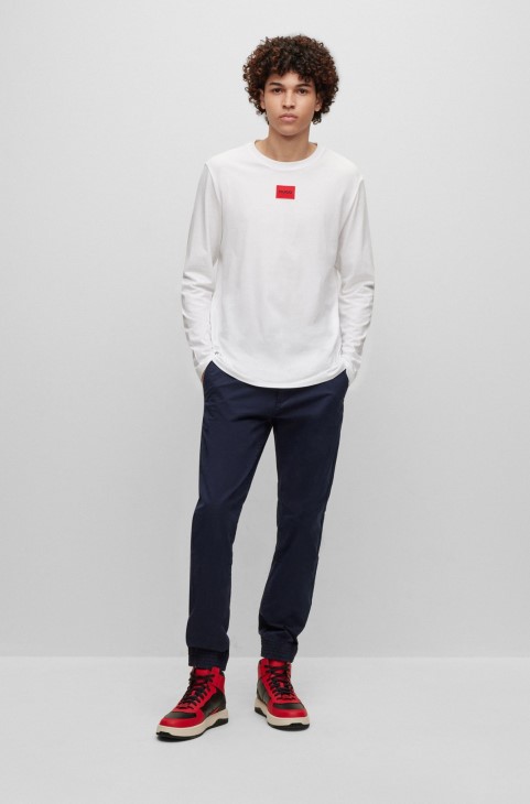 Hugo Boss σκούρο μπλε σινιόν με μανσέτες σε λεπτή εφαρμογή σε ελαστική βαμβακερή γκαμπαρντίνα
