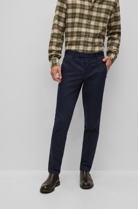 Σκούρο μπλε παντελόνι Hugo Boss Slim-fit σε βαμβακερό μείγμα με μετάξι