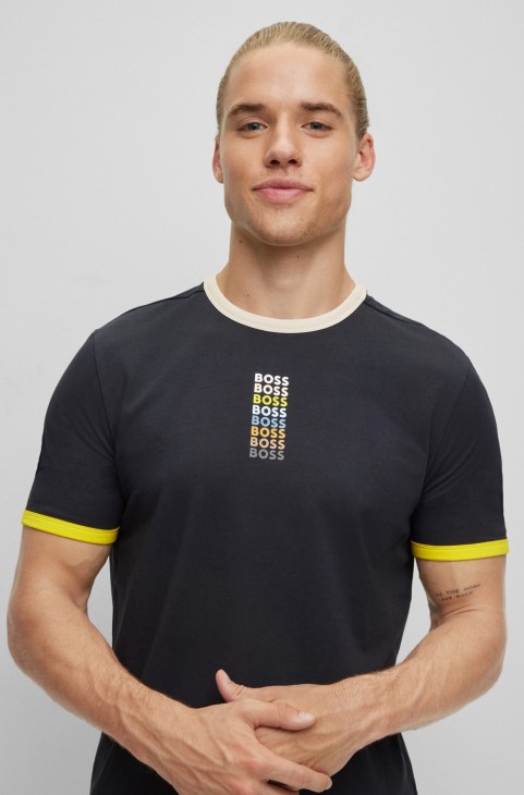 σκούρο μπλε μπλουζάκι Hugo Boss από βαμβακερό ελαστικό με επαναλαμβανόμενα λογότυπα
