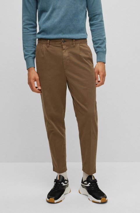 Hugo Boss σκούρο πράσινο παντελόνι με κωνική εφαρμογή σε στρετ βαμβακερό σατέν