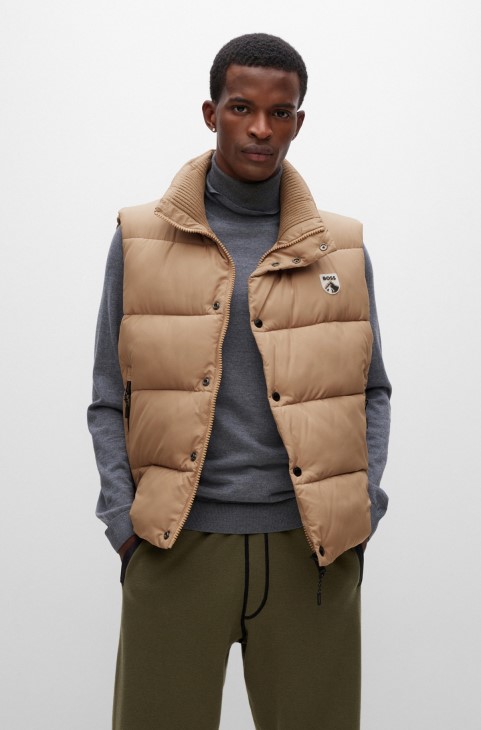 υδατοαπωθητικό παραγεμισμένο γιλέκο με σήμα λογότυπο βουνού Hugo Boss μπεζ