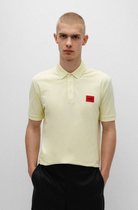 Hugo Boss ανοιχτό κίτρινο βαμβακερό-piqué μπλουζάκι πόλο με κόκκινη ετικέτα με λογότυπο