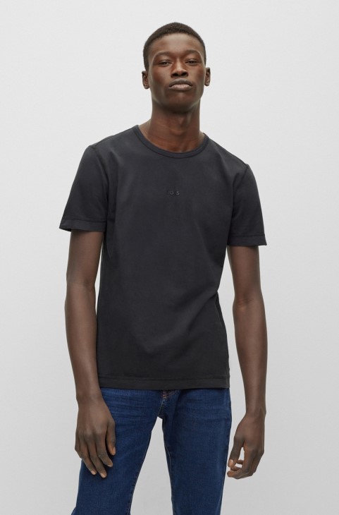 T-shirt από οργανικό βαμβάκι βαμμένο με ρούχο με λογότυπο Hugo Boss μαύρο