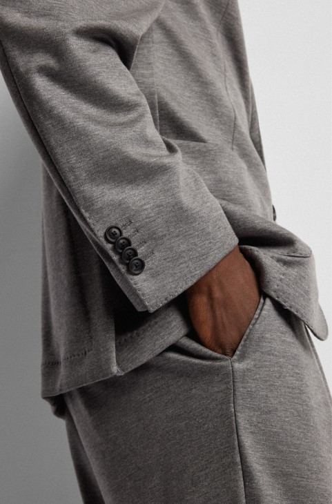 Σκούρο γκρι κοστούμι Hugo Boss Slim-fit σε μελανζέ ύφασμα απόδοσης-stretch
