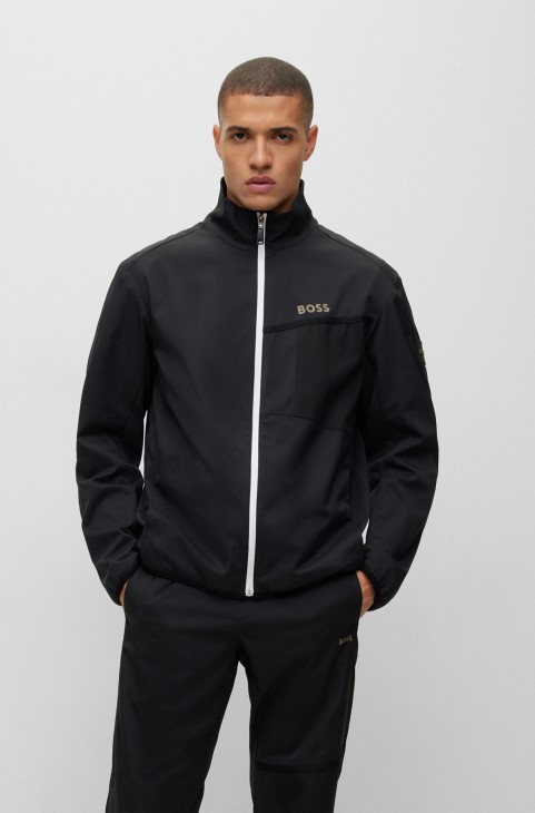 Μαύρη αθλητική φόρμα Hugo Boss με λογότυπο με λεπτομέρεια από αδιάβροχο ύφασμα