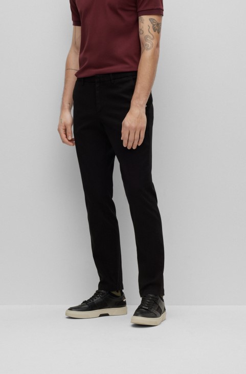 μαύρα Slim-fit Chinos σε μείγμα από ελαστικό βαμβάκι Hugo Boss