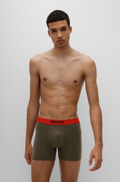 δύο συσκευασίες μποξεράκι με λογότυπο στη μέση Hugo Boss ανοιχτό πράσινο
