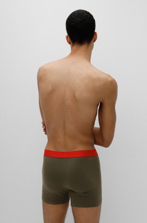 δύο συσκευασίες μποξεράκι με λογότυπο στη μέση Hugo Boss ανοιχτό πράσινο
