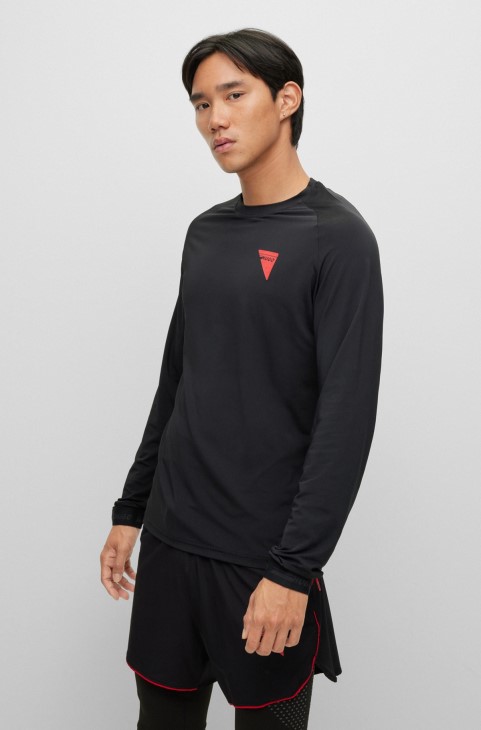 T-shirt Hugo Boss Stretch-mesh Slim-fit με μαύρο λογότυπο κάψουλας