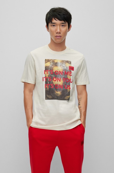 λευκό μπλουζάκι Hugo Boss βιωσιμότητας-έργο τέχνης σε Recot²