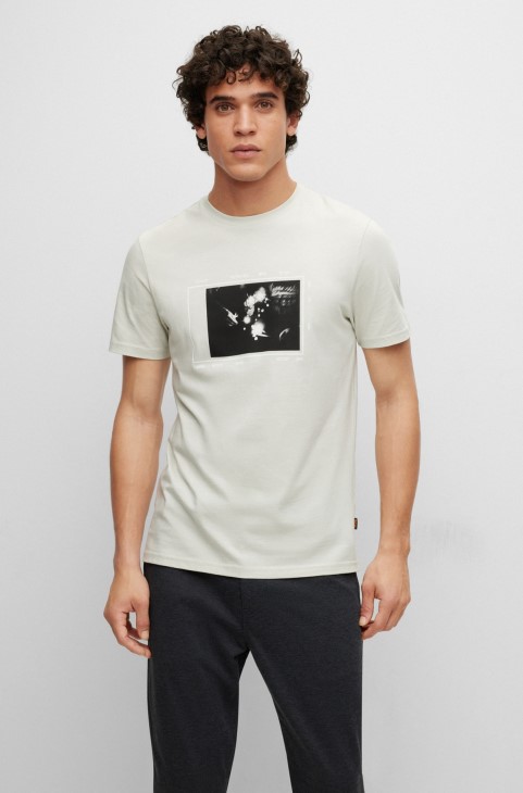 Μπλουζάκι Hugo Boss βαμβακερό ζέρσεϊ με εποχιακό στάμπα ανοιχτό γκρι