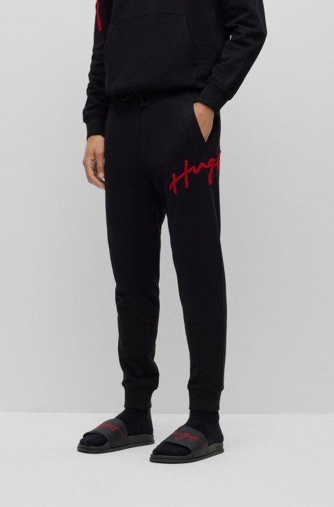 Παντελόνι από βαμβακερή φόρμα με χειρόγραφο λογότυπο κέντημα μαύρο Hugo Boss