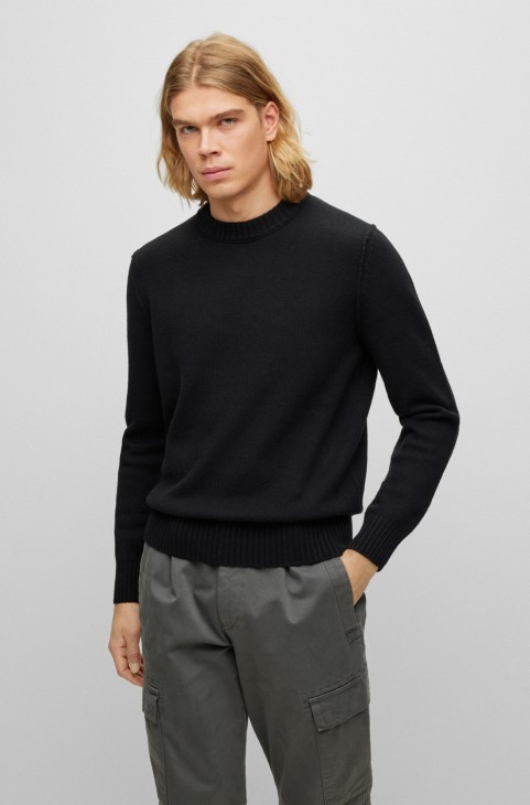 Πουλόβερ με λαιμόκοψη σε συνδυασμό με παρθένο μαλλί μαύρο Hugo Boss