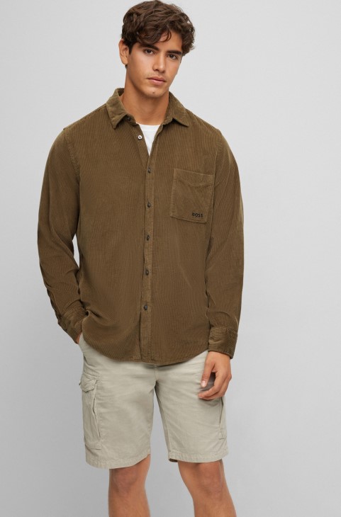 πουκάμισο με κανονική εφαρμογή σε βαμβακερό κοτλέ Hugo Boss σκούρο καφέ