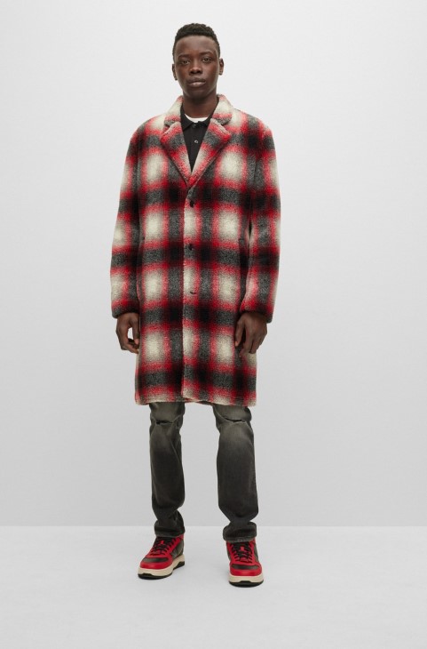 παλτό κανονικής εφαρμογής σε καρό αρκουδάκι με λεία φόδρα με μοτίβο Hugo Boss