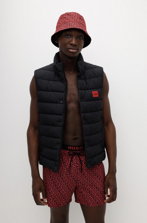 υδατοαπωθητικό Slim-fit Gilet με ετικέτα με κόκκινο λογότυπο Black Hugo Boss