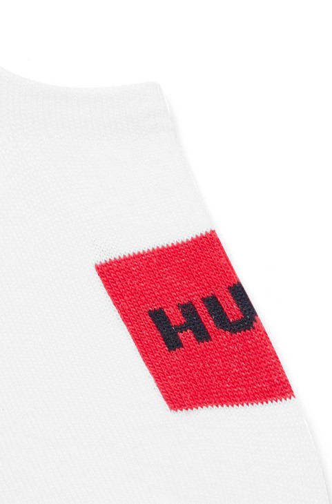 Hugo Boss δύο πακέτο αόρατες κάλτσες σε βαμβακερό μείγμα λευκού
