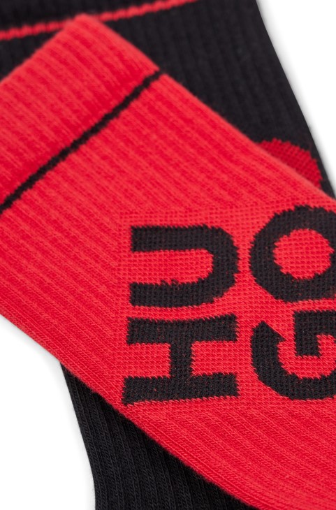 Hugo Boss δύο πακέτα κάλτσες μήκους τετάρτου με στοιβαγμένα λογότυπα ανοιχτό ροζ

