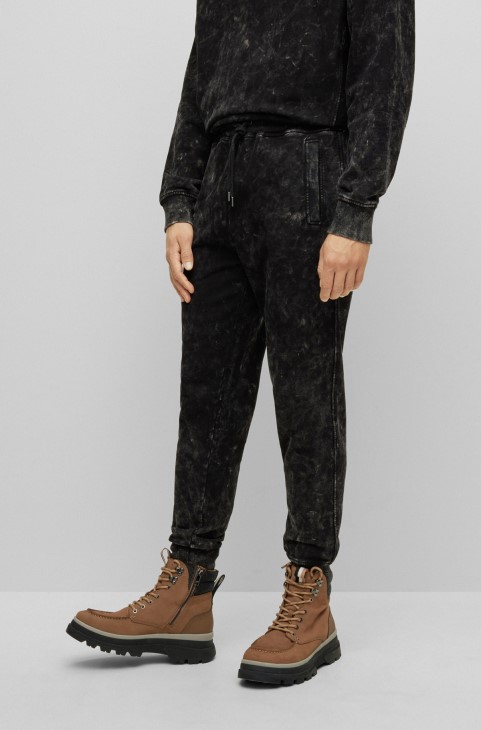 μαύρα βαμβακερά αθλητικά παντελόνια με χιόνι Hugo Boss