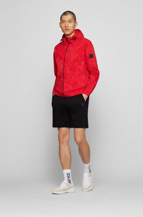 κόκκινο Hugo Boss υπερμεγέθη μπλουζάκι με υδατοαπωθητική ποπλίνα που ξεθωριάζει
