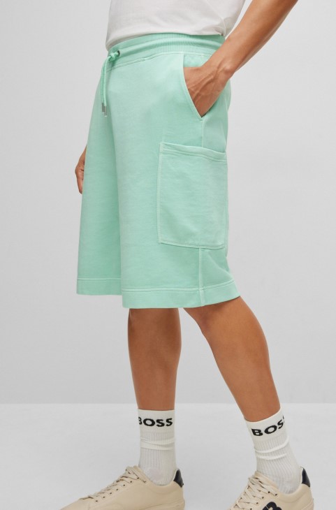 Βαμβακερό σορτς Hugo Boss με τσέπες ανοιχτό πράσινο
