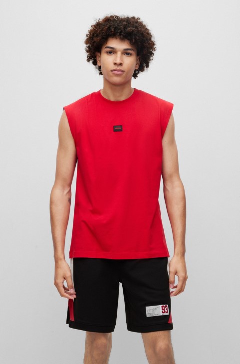 Αμάνικο μπλουζάκι σε βαμβακερή φανέλα με λογότυπο κόκκινο Hugo Boss