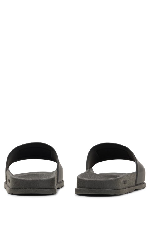 διαφάνειες ιταλικής κατασκευής με κόκκινο λογότυπο μπάλωμα μαύρο Hugo Boss
