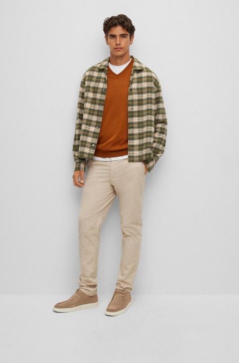 μπότες ερήμου από μπεζ καστόρι Hugo Boss με μύτη από ποδιά
