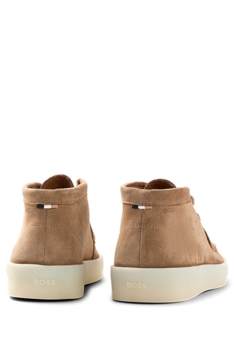 μπότες ερήμου από μπεζ καστόρι Hugo Boss με μύτη από ποδιά
