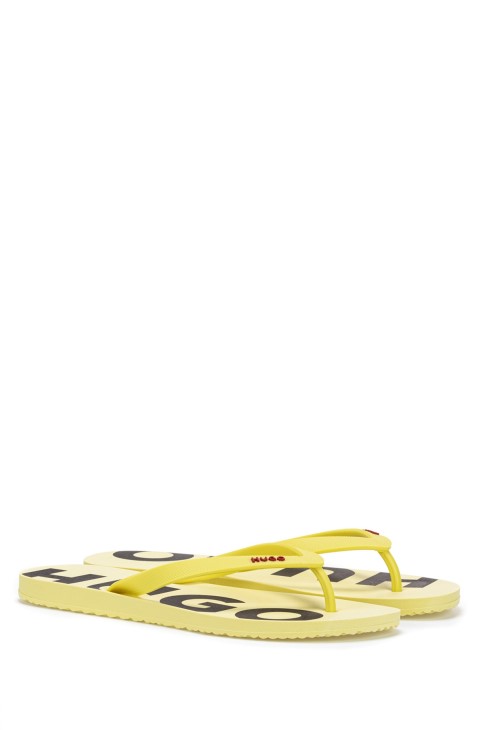 Σαγιονάρες ιταλικής κατασκευής με λεπτομέρειες λογότυπου Hugo Boss κίτρινο