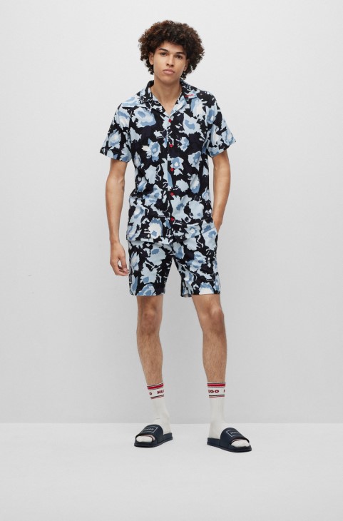 διαφάνειες με φαρδύ λουράκι και μεταλλικό πλαίσιο με λογότυπο Hugo Boss σκούρο μπλε
