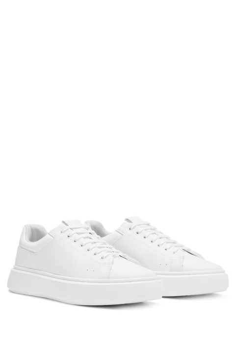 λευκά γυμναστήρια με λογότυπο Hugo Boss με κολλητό δέρμα και εξωτερική σόλα από καουτσούκ