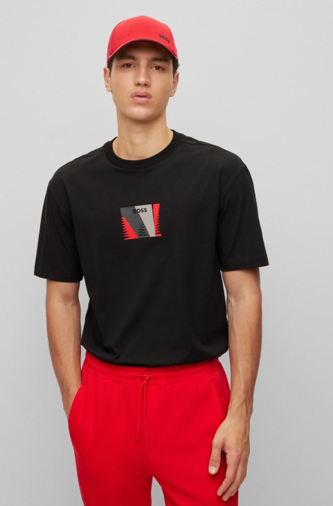 Hugo Boss κόκκινο βαμβακερό καπέλο με κυρτό λογότυπο και ρυθμιζόμενο κλείσιμο
