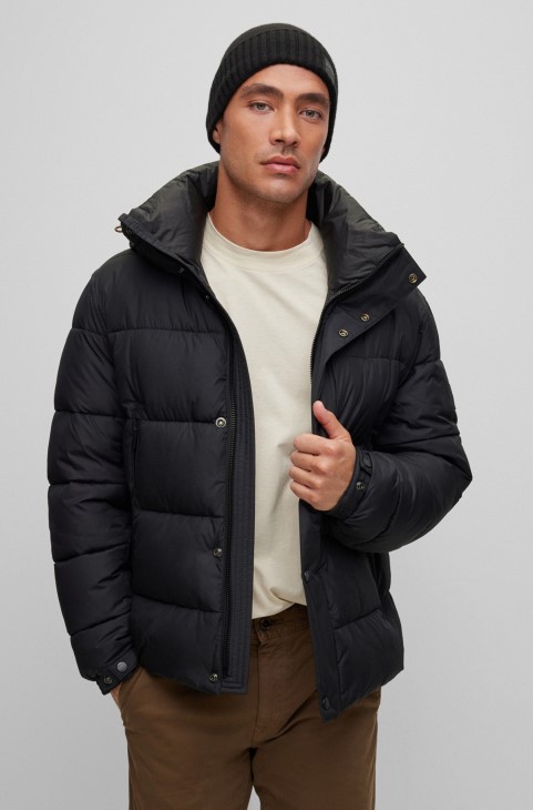 μαύρο πλεκτό καπέλο Hugo Boss με υφαντό λογότυπο
