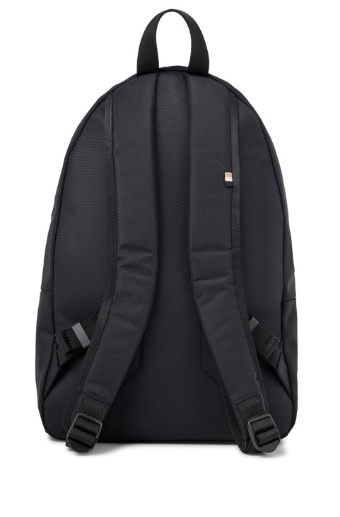 μαύρο σακίδιο πλάτης Hugo Boss από ανακυκλωμένο υλικό με λωρίδα υπογραφής
