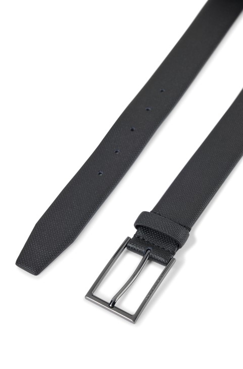 μαύρη δερμάτινη εμπριμέ ζώνη Hugo Boss με μεταλλική αγκράφα
